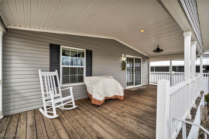 Property Photo: 378 Pin Oak OH 44035