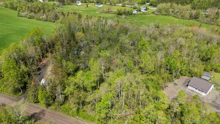7B William McCulloch Road — photo 1