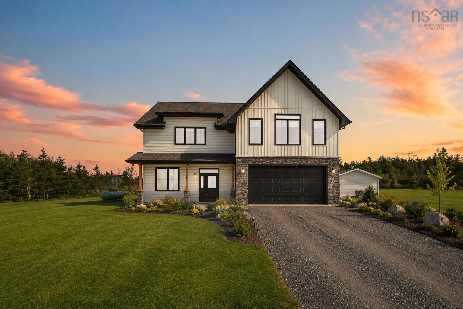 Property Photo: 35 Seeland Avenue NS B5A 0E2