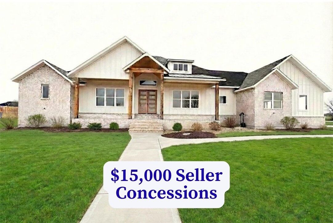 Property Photo:  3151 Bloomfield Street  AR 72713 