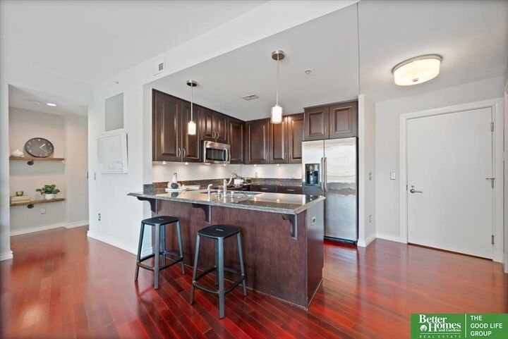 Property Photo:  200 S 31st Avenue 4615  NE 68131 