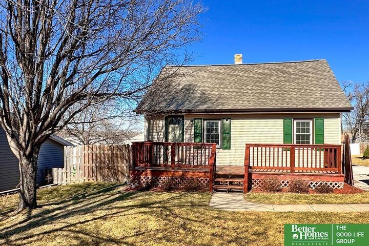 Property Photo: 6018 N Street NE 68117