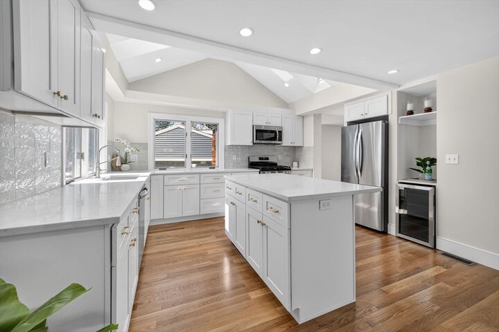 Property Photo:  41 Neillian St 41  MA 01730 