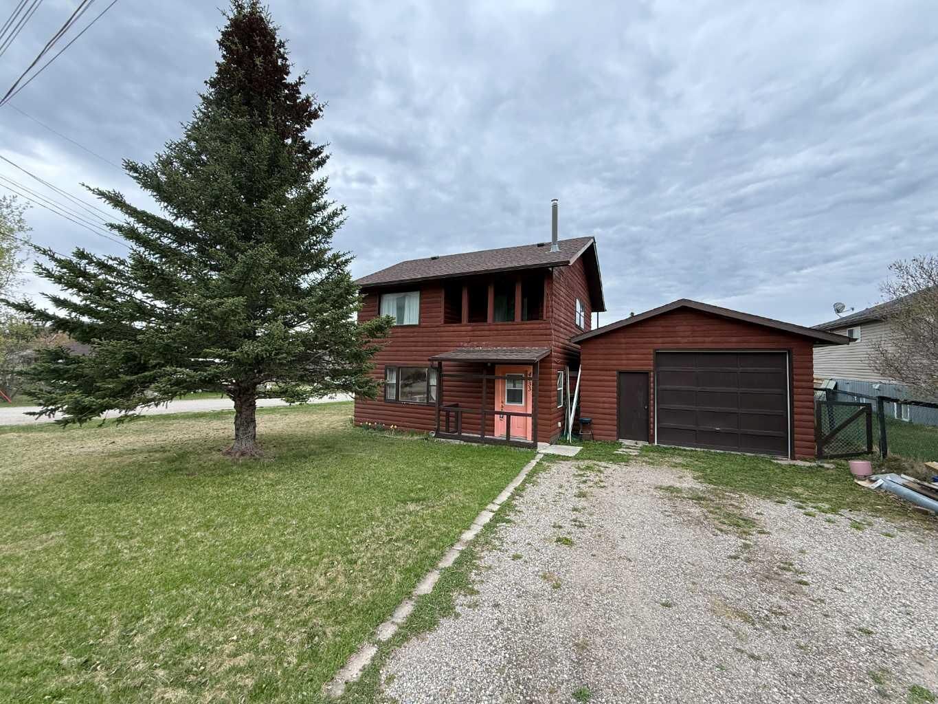 Property Photo: 4933 Centre Street AB T7V 1Z1