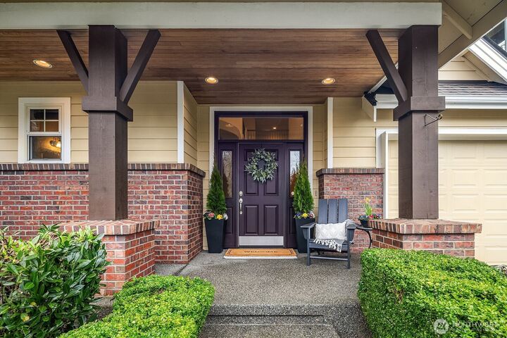 Property Photo: 809 235th Avenue NE WA 98074