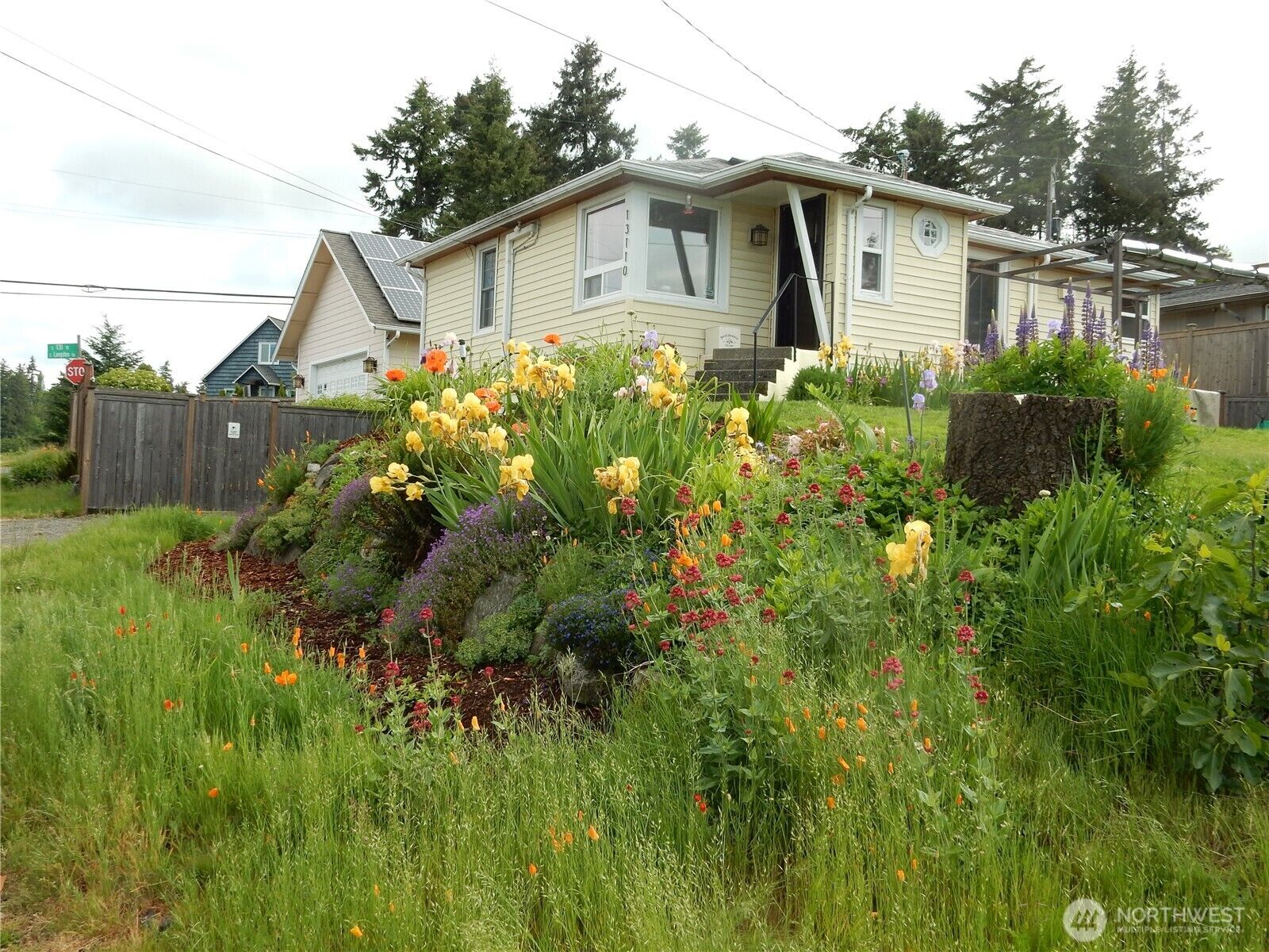 Property Photo: 13110 66th Avenue S WA 98178