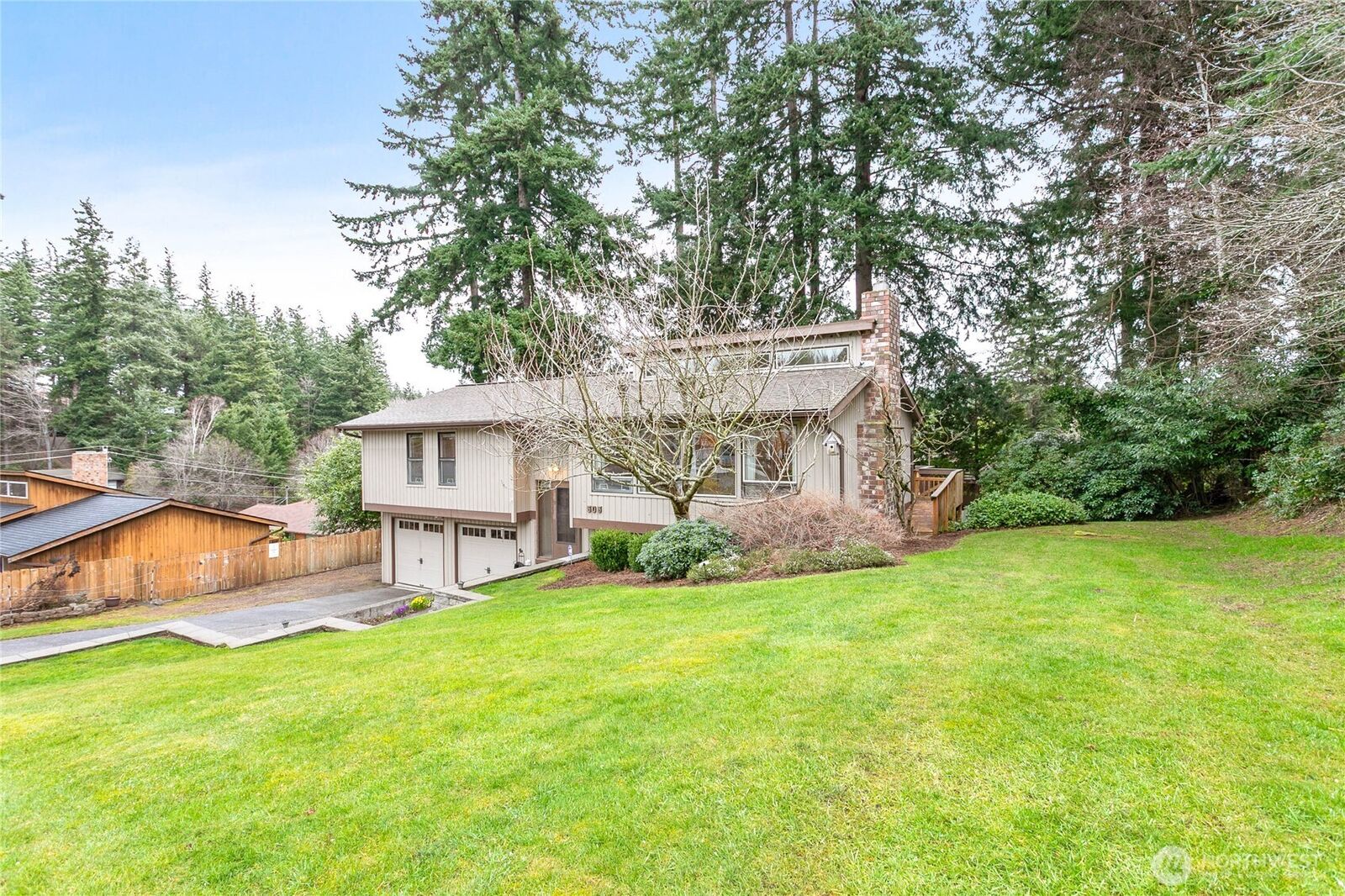 Property Photo:  505  Mulberry Road  WA 98225 
