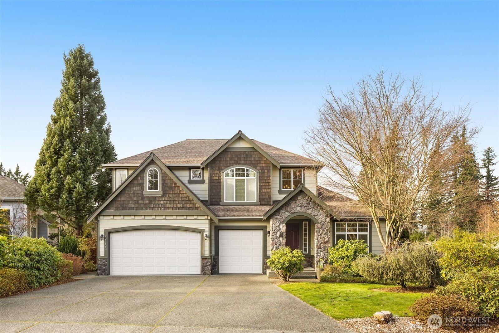 Property Photo:  22019  151st Place SE  WA 98272 