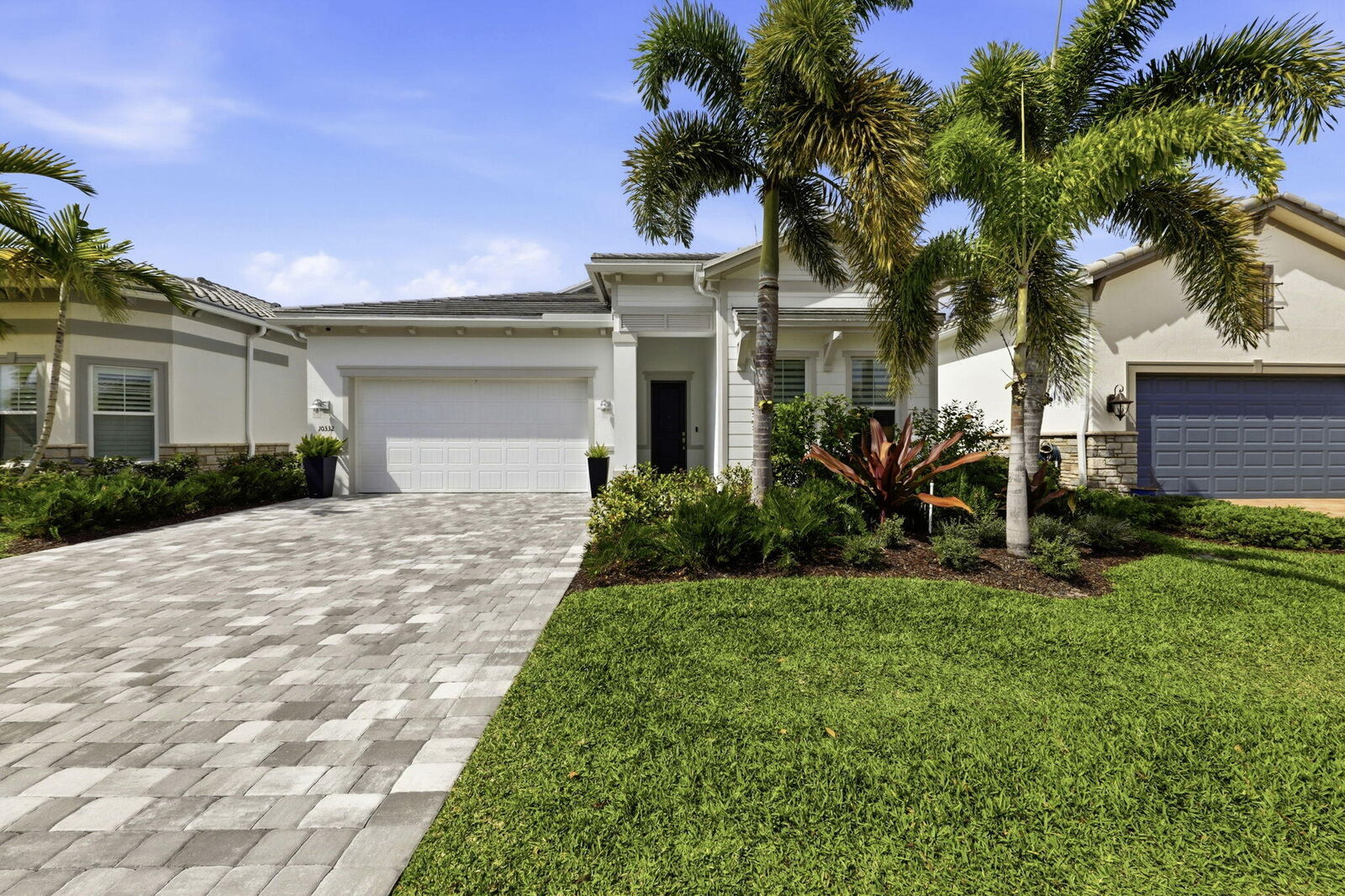 Property Photo: 10332 Northbrook Circle FL 33412