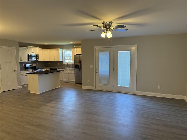 Property Photo:  177 Pembroke Court  KY 42101 