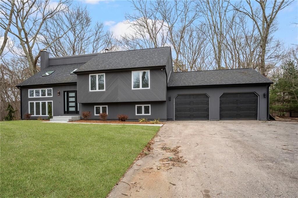 Property Photo:  71 Woodmist Way  RI 02852 