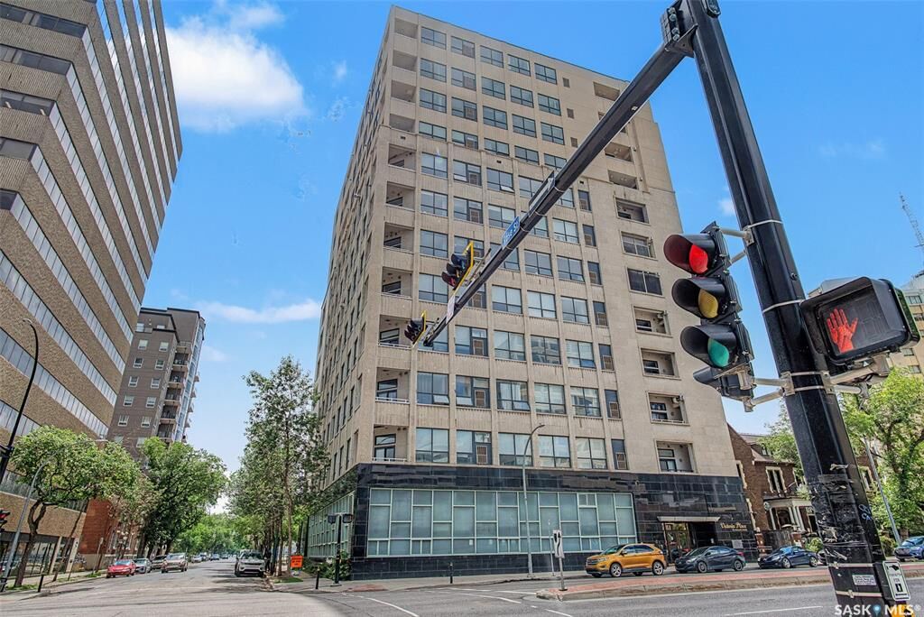 Property Photo: 1901 Victoria Avenue 805 SK S4P 3R4
