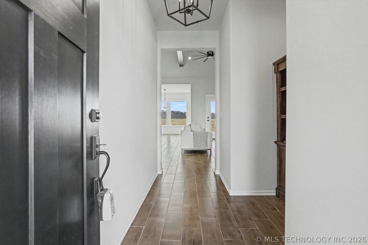 Property Photo:  8998 E 163rd Street S  OK 74008 