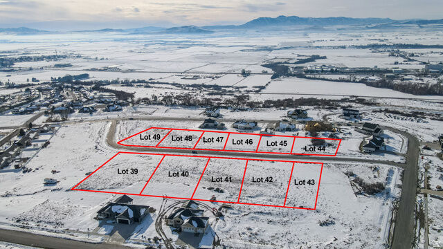 Property Photo:  687 N Cherry Ridge Ln 44  UT 84333 