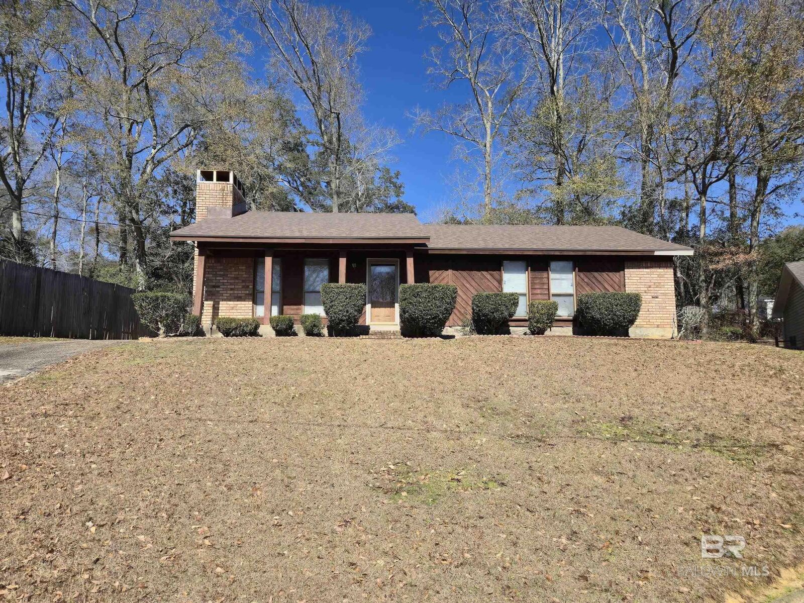 Property Photo:  6016 Oak Harbor Court  AL 36693 