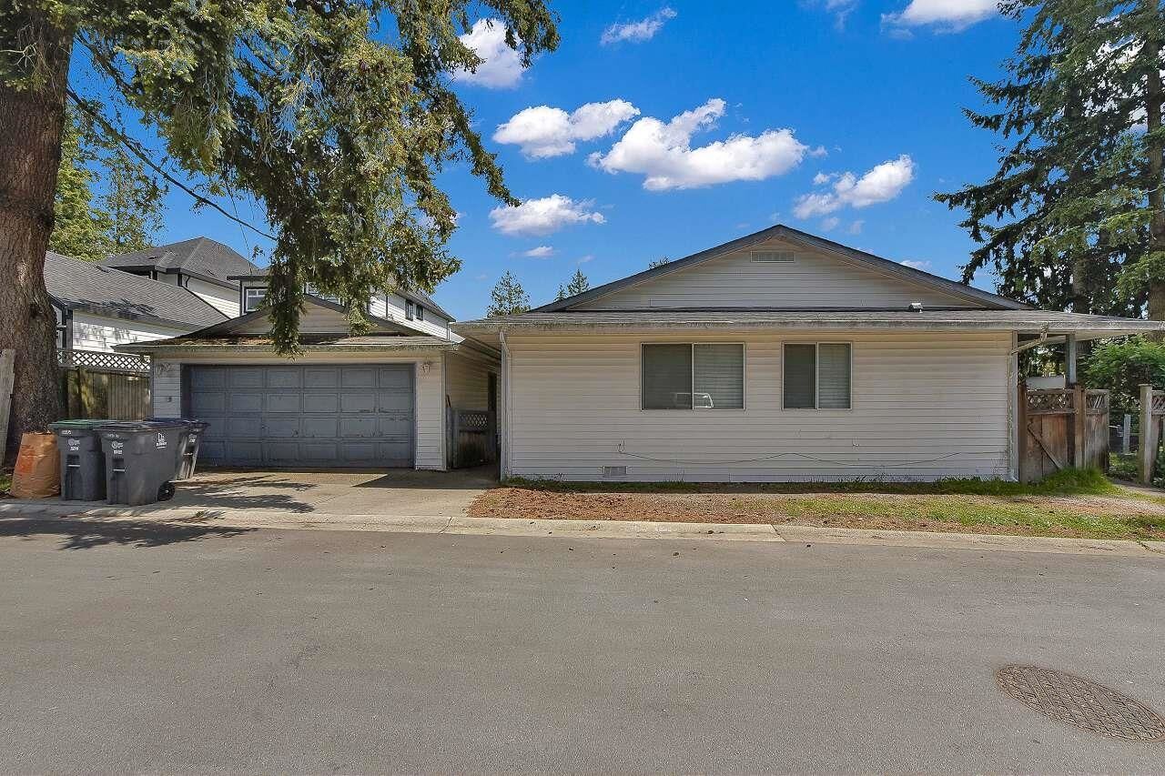 Property Photo: 12835 60 Avenue BC V3X 2C2