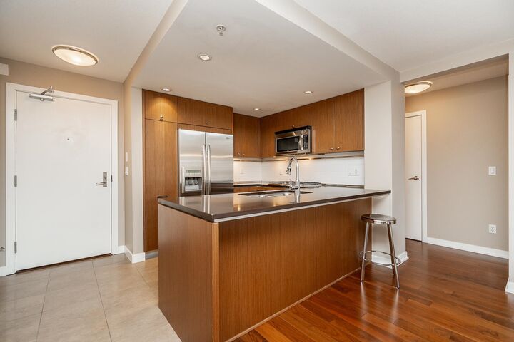 Property Photo: 2950 King George Boulevard 303 BC V4P 0E5