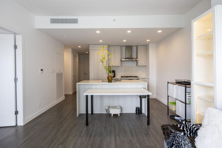 Property Photo: 2311 Beta Avenue 1505 BC V5C 0M1