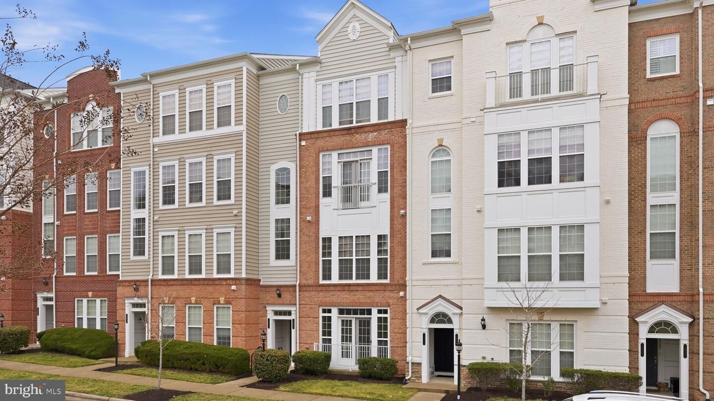 Property Photo:  14523 Barkham Drive  VA 22191 