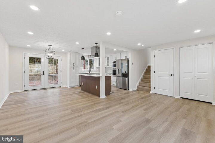 Property Photo:  15915 Fairway Drive  VA 22025 