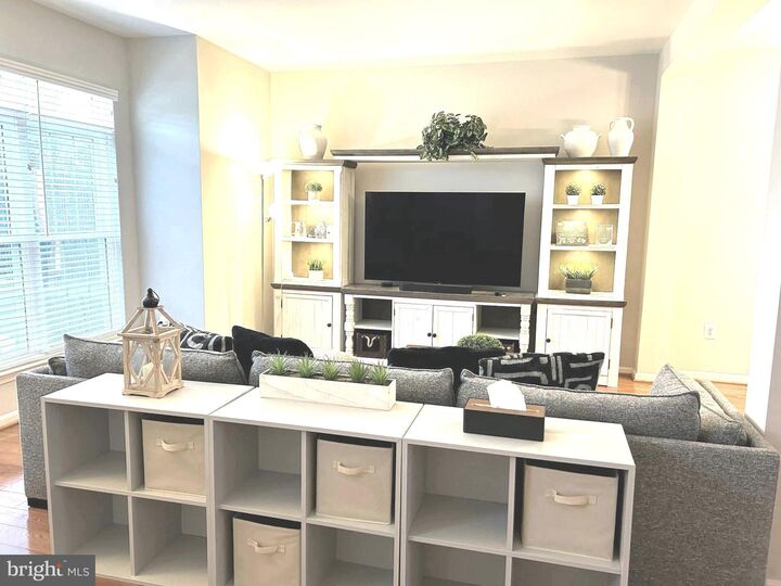 Property Photo:  7358 Bloomington Court  VA 22150 