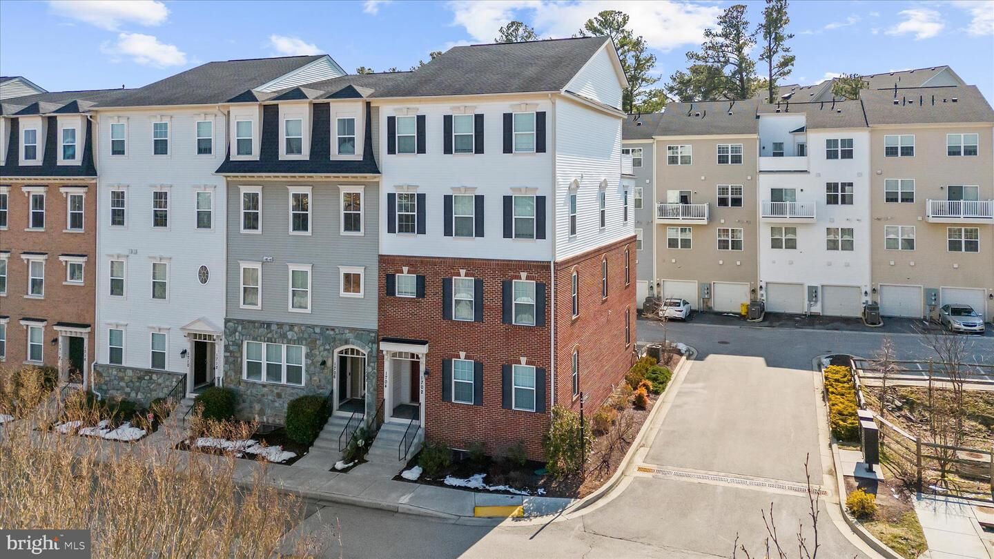 Property Photo:  1704 Fieldstone Court  MD 21076 