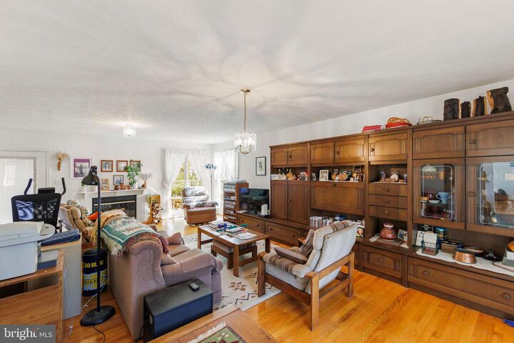 Property Photo:  100 Winns Circle  VA 22602 