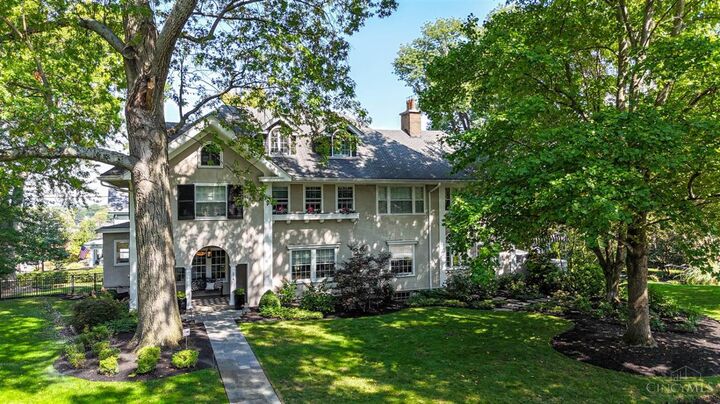 Property Photo:  3506 Vista Terrace  OH 45208 