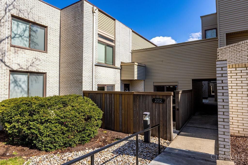 Property Photo:  2312 Dana Avenue  OH 45208 