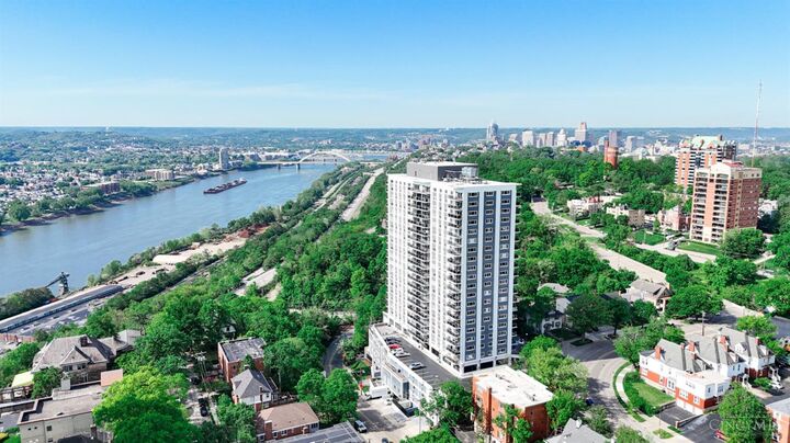 Property Photo:  2200 Victory Parkway  OH 45206 