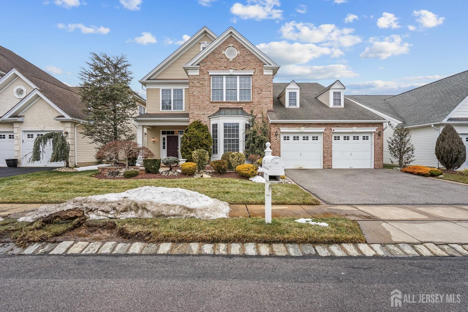 Property Photo:  85 Beth Page Drive  NJ 08831 