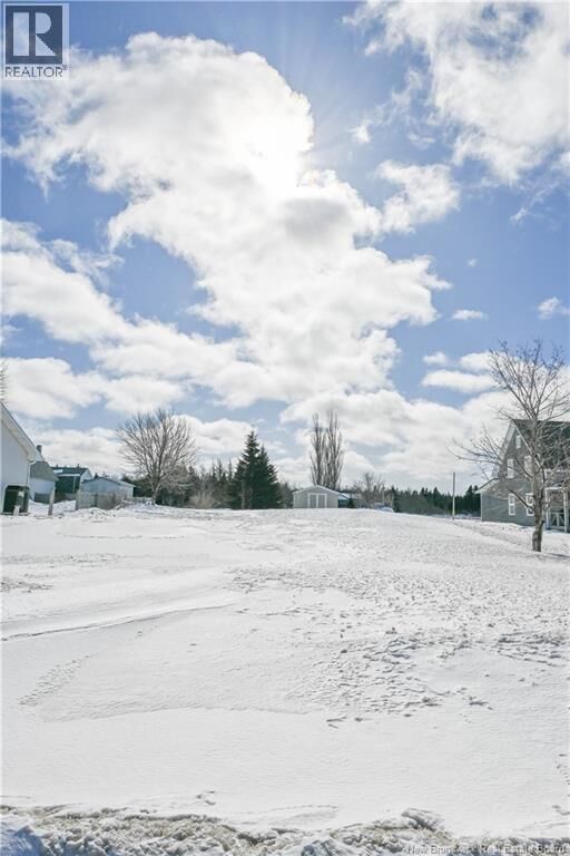 Property Photo:  302 St-Pierre Est Boulevard  NB E1W 1B4 
