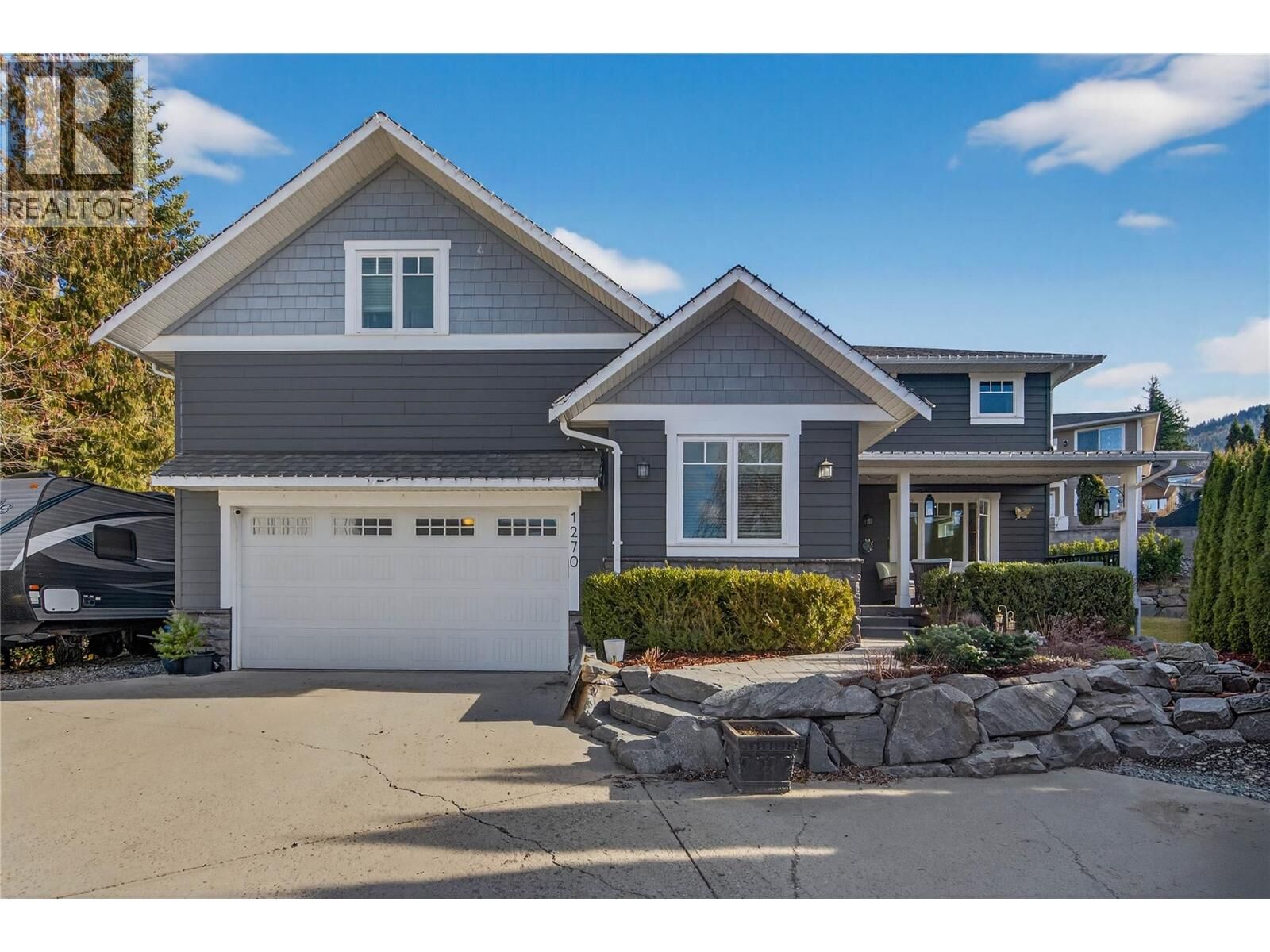 Property Photo:  1270 7 Avenue Southeast  BC V1E 0A3 