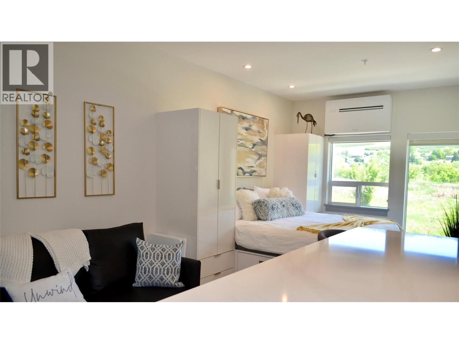 Property Photo: 2555 Lakeshore Road 221 BC V1H 0A4