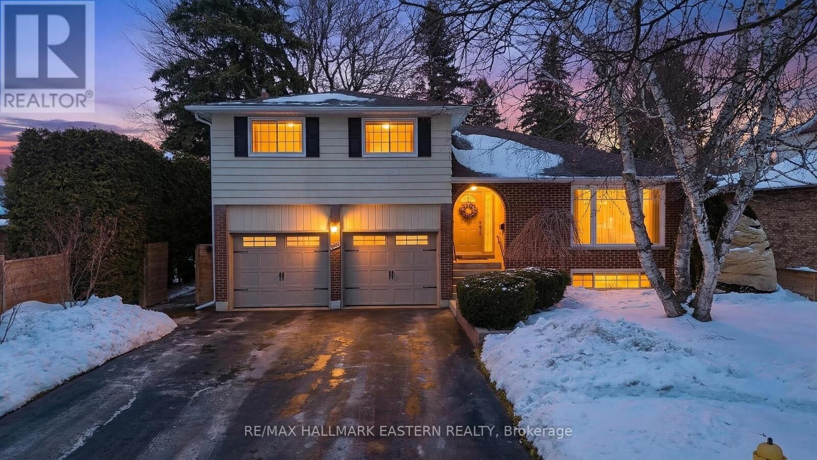 Property Photo: 946 Beaufort Court ON L1G 7J8