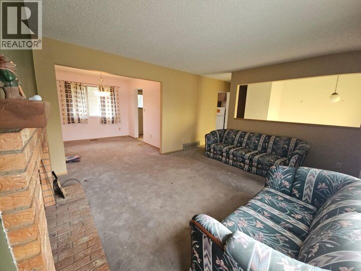 Property Photo:  323 Cottonwood Avenue  BC V0C 2W0 