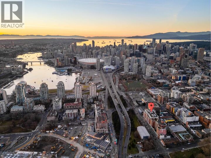 Property Photo:  221 Union Street 801  BC V6A 0B4 