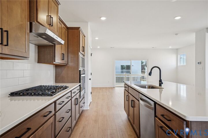 Property Photo:  15385 Sunray Way  VA 23112 