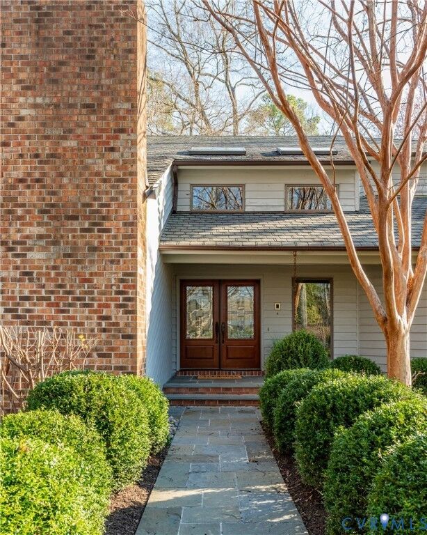 Property Photo: 9306 S Mooreland Road VA 23229