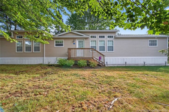 2 Larchwood Street — photo 1