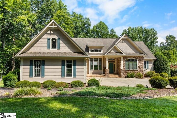 Property Photo: 1 Long Shadow Lane SC 29690