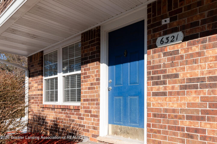 Property Photo:  6321 Beechfield Drive  MI 48911 