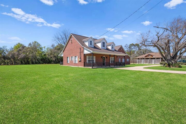 Property Photo:  10406 Ballantine Street  TX 77075 