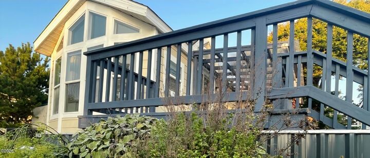 Property Photo: 4875 N Highway 101 35 OR 97341