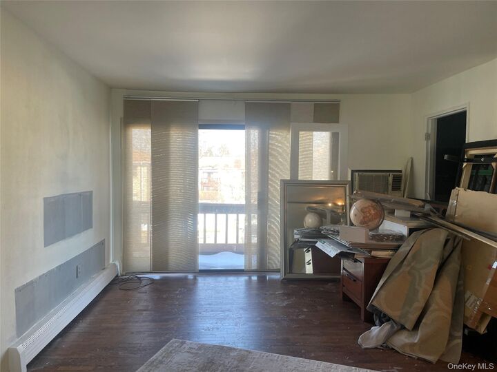 Property Photo: 194 Sneden Place 194 NY 10977
