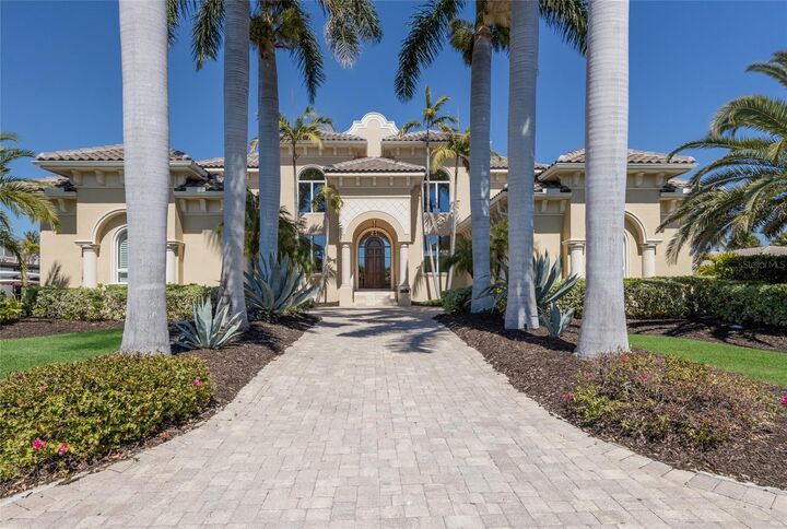 Property Photo:  617 N Owl Drive  FL 34236 