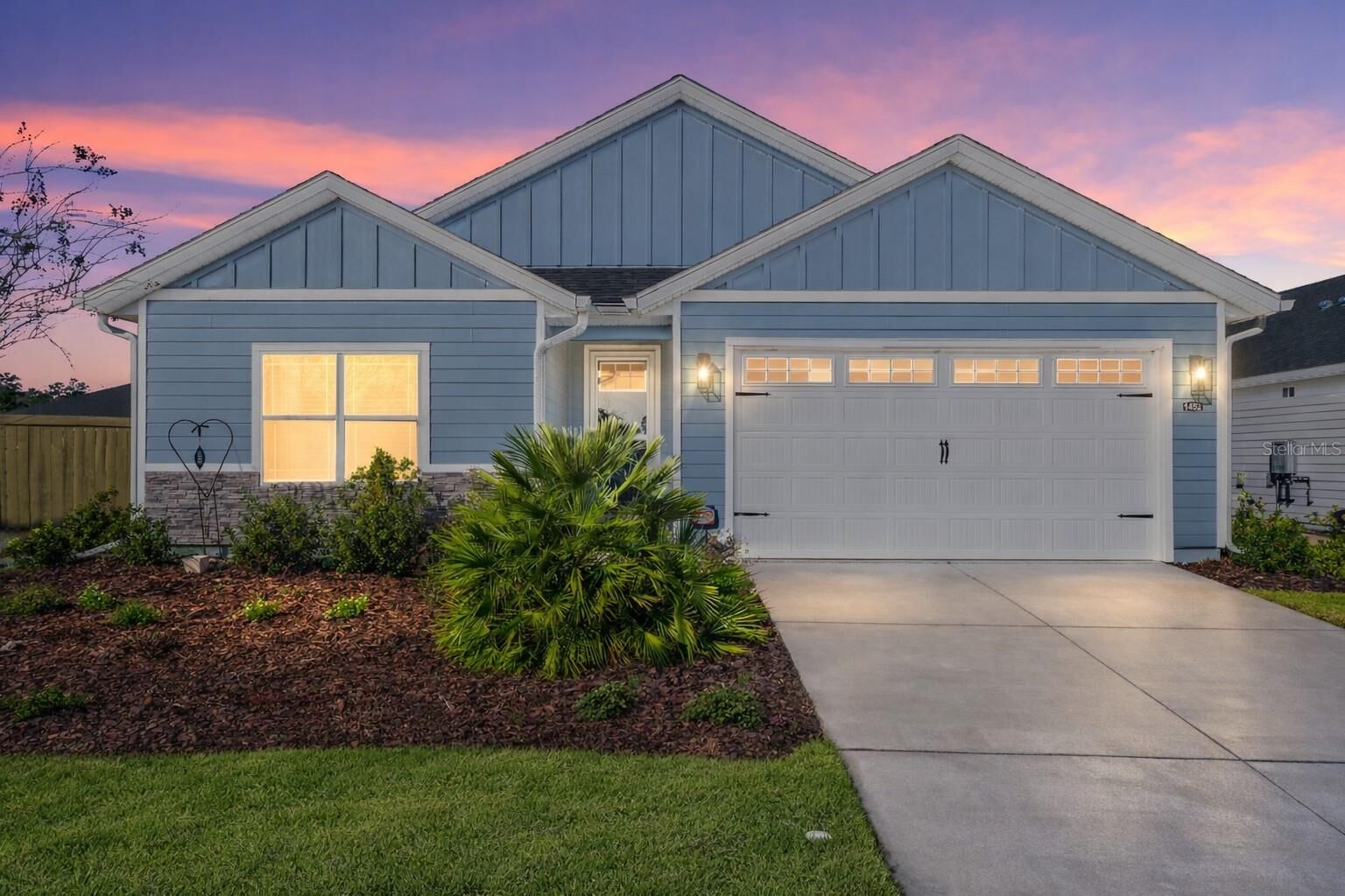 Property Photo:  1452 SW 67th Drive  FL 32607 