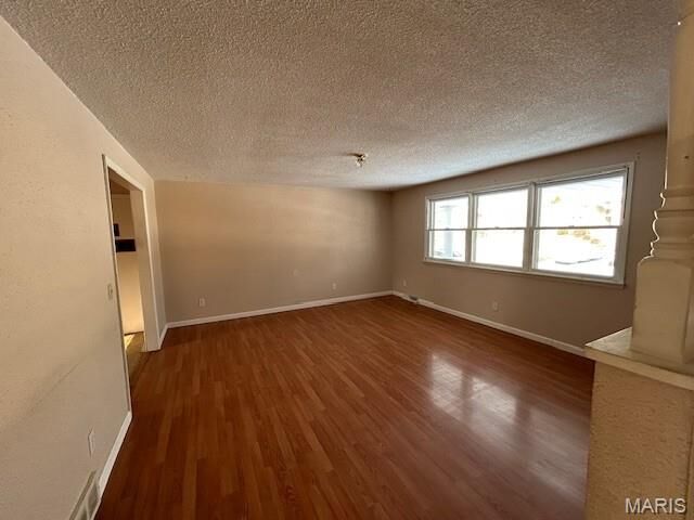 Property Photo:  2033 Anthony Drive  MO 63701 