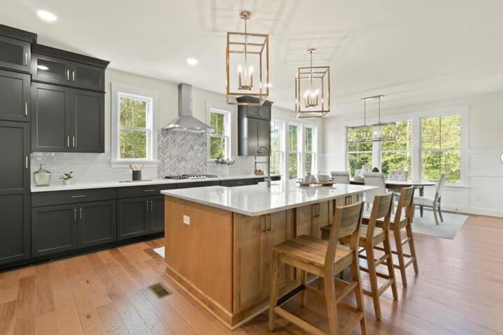 Property Photo:  250 S Center Street  MI 48167 