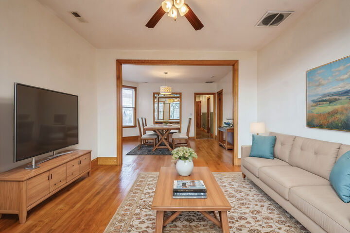 Property Photo: 3400 N Keeler Avenue 2 IL 60641